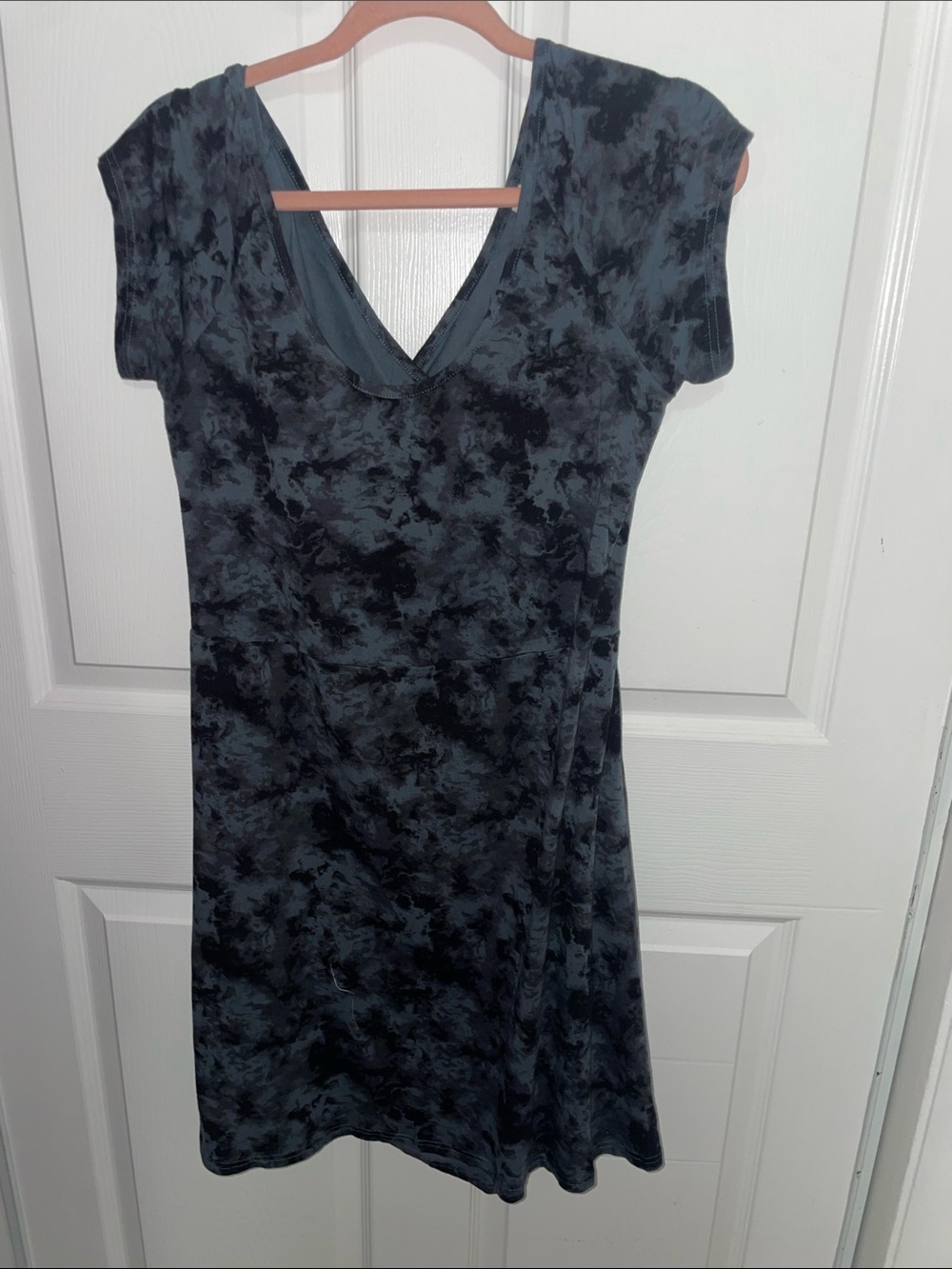 Pact Short Sleeve V-Neck Mini Dress in Charcoal and Black Tie-Dye
